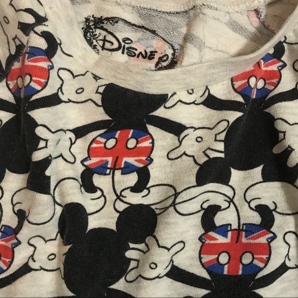 Forever 21, Disney Mickey Mouse Sweatshirt - Picture 3 of 4